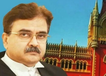 Calcutta High Court Judge Abhijit Gangopadhyay has resigned following his announcement of plans to enter politics.