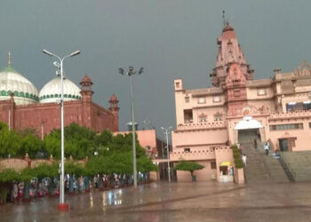 The Supreme Court has declined to intervene in the Krishna Janmabhoomi case, upholding the High Court’s decision to consolidate suits. This ruling comes in response to a plea from the Mosque Committee requesting a review.