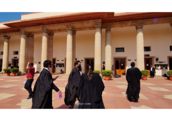 In the Madhya Pradesh Judicial Service, the Supreme Court has granted permission for disabled candidates with 45 percent marks to participate in the interview.