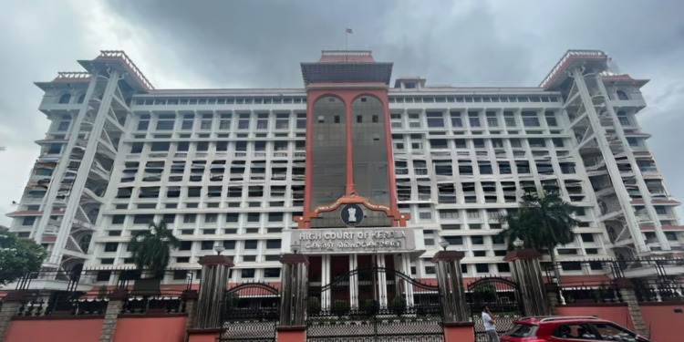 Man Who Briefly Worked in Pakistan is Not an “Enemy,” Says Kerala High Court