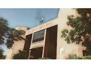 Jammu & Kashmir High Court imposes ₹10,000 fine on District Magistrate for unjustified detention of man under PSA