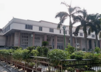 “India faces threats from neighboring countries; we must draw lessons from the Bangladesh crisis: BCI Chairman Manan Mishra”