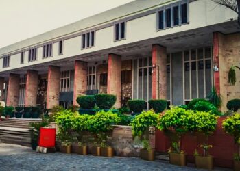 “Delhi High Court: Shashi Tharoor’s ‘Scorpion’ Remark Against PM Modi Harmed Hindus, Defamed BJP and Modi”