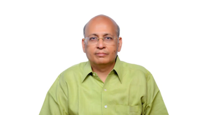 Chief Justice of India, DY Chandrachud, has highlighted the issue of fewer women entering the workforce, attributing this trend to the burden they face in balancing professional responsibilities with domestic chores.