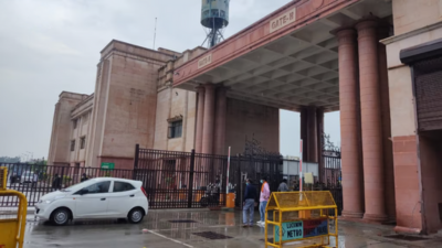 “Guerrilla Tactics Pose Major Challenge to Arbitration in India: Justice Akil Kureshi”