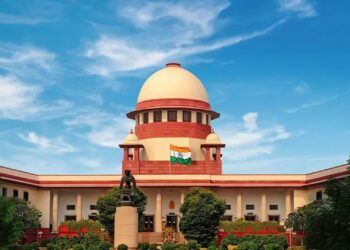 Supreme Court Issues Notice on Petition Challenging High Court Order to File FIRs Based on Malayalam Actors’ Statements to Justice Hema Committee