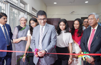 Supreme Court lawyers protest against the restriction of the canteen menu during the Navratri festival