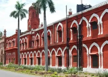 The Supreme Court stated that AMU’s minority status will not be affected by its founding statute, date of establishment, or administration by non-minority members.
