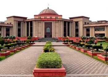 Chhattisgarh High Court affirms ₹10.3 lakh compensation for family of electrocution victim.