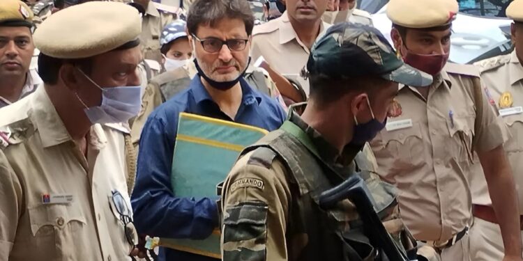 CBI files petition in Supreme Court seeking transfer of Yasin Malik’s trials from Jammu to Delhi for a fair and impartial hearing.