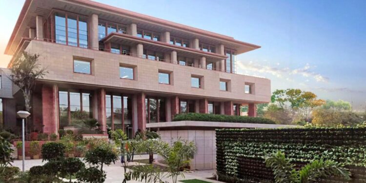 Controversy Over Senior Designations in Delhi High Court: Permanent Committee Member Steps Down