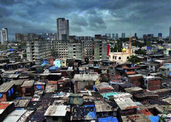 Bombay High Court rules that the fresh tender for the Dharavi redevelopment project was not specifically designed for Adani.