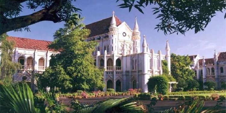 Madhya Pradesh High Court issues directive to media against publishing fake news on Union Carbide waste.