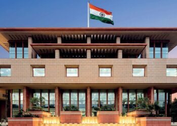 Delhi High Court Dismisses FIR Against Doctor Accused of Prenatal Gender Disclosure